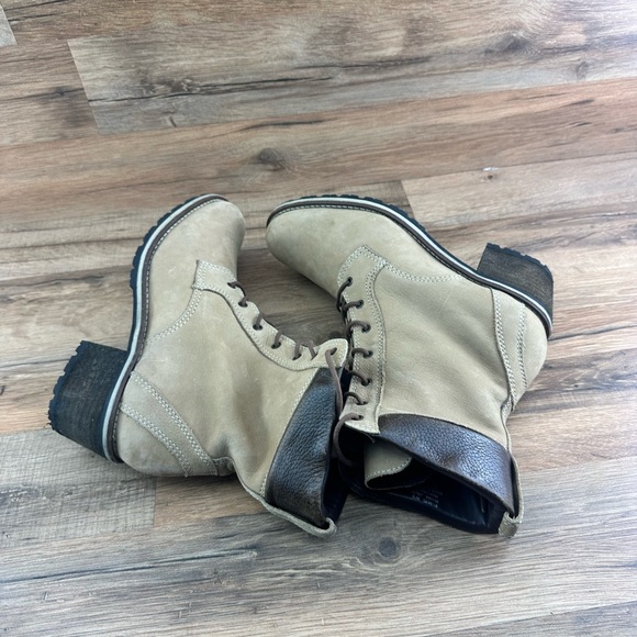 LL Bean Women's Boots Size 8.5M Block Heel Lug Sole Tan Chestnut Leather Lace Up - Picture 7 of 10